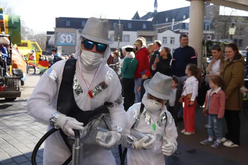 27 03 2022 optocht papgat 11