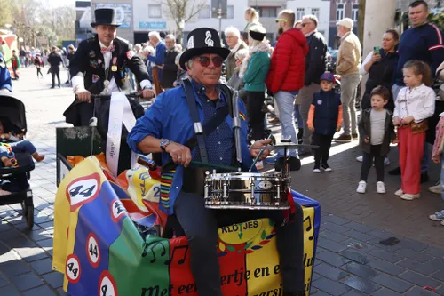 27 03 2022 optocht papgat 12