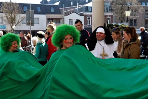 27 03 2022 optocht papgat 13