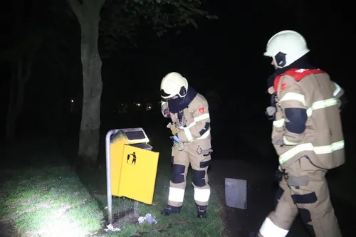 28 04 2020 prullenbakbrand lookveld 03