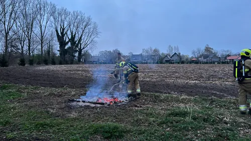 29 03 2022 buitenbrand aa broeken 07
