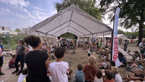 30 08 2022 veghel in hout 12