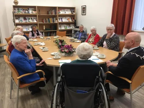 51484164 2329074850658757 3009007341153550336 n