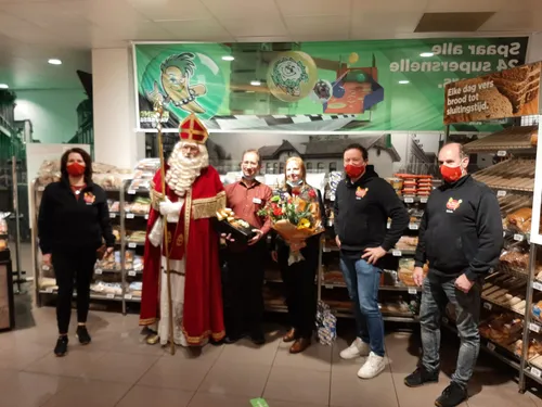 f699a60e 57b7 44a1 929a aac72da883e8