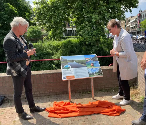 fluisterboot infobord