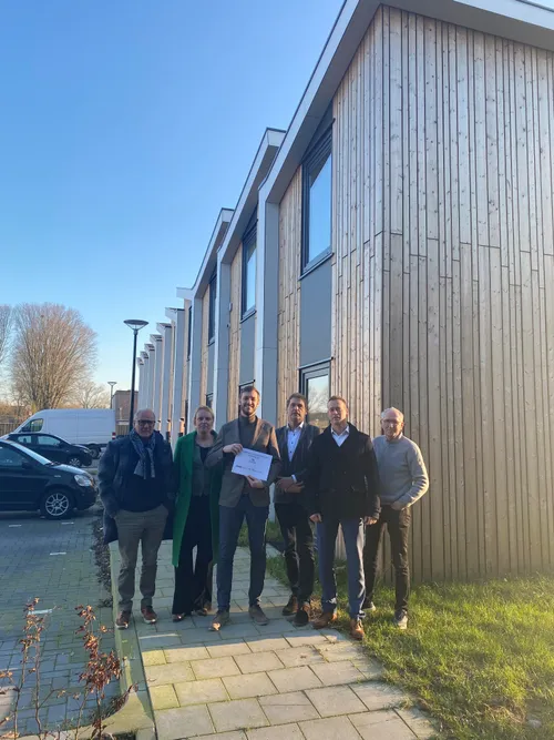 foto ondertekening 13 02