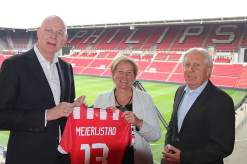 foto samenwerking ondertekening psv foundation gemeente meierijstad