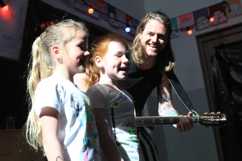 heise jeugd rockt met hippe gasten 1