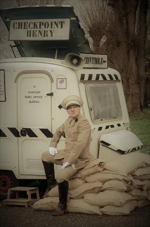 hendrik co checkpoint henry photo by totaal theater 4