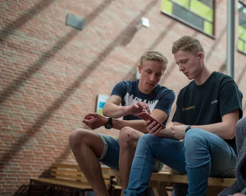 persfoto stay up en stay connected v3