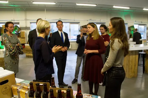 photo 2017 11 28 19 43 17