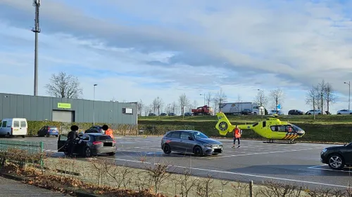 photo 2023 12 12 15 47 00