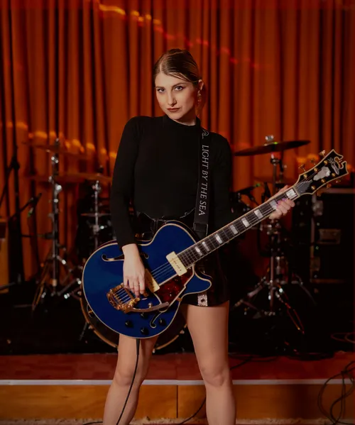 rar light by the sea