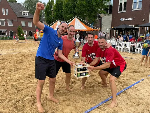 winnaars beachvolleybal 2021