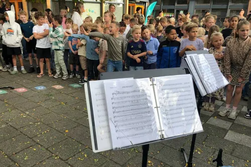 15-09-2025 Bezoek 101st Airborne aan BS De Empel in Erp 08