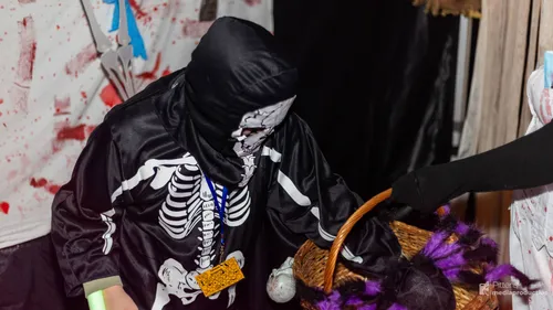 2025-10-25HalloweenBloemenwijkVeghel-25