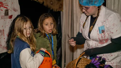 2025-10-25HalloweenBloemenwijkVeghel-38