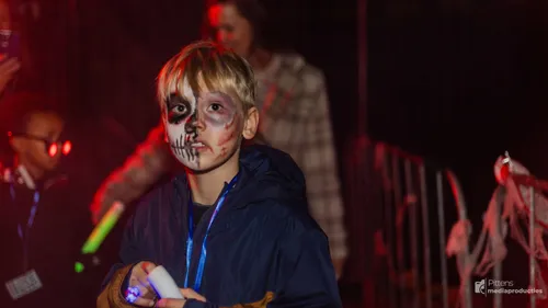 2025-10-25HalloweenBloemenwijkVeghel-47