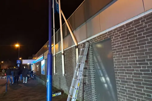 31-12-2025 Stormschade AH Veghel 04