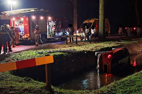 13-01-2026 Auto te water Sint-Oedenrode 03
