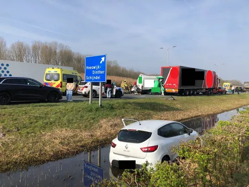 20-03-2016 Ongeval N279 02