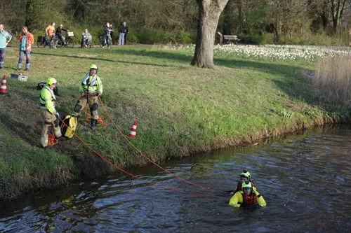 22-03-2026 Persoon te water Veghel 08