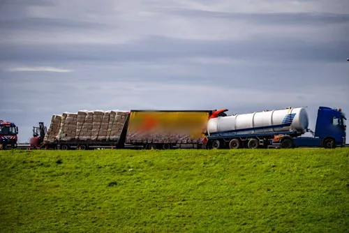 03-04-2026 Ongeval A50 Veghel 02