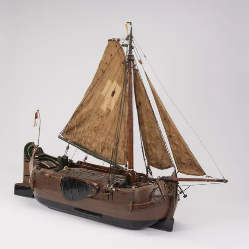 nieuwsoverhandiging drents museum 1200xauto crop center center nonemodel van een hoogeveense praam met statie 1842 gebouwd door blokmaker uit meppel 1