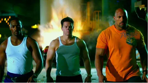 687883034 2108327899001 pain and gain trailer still