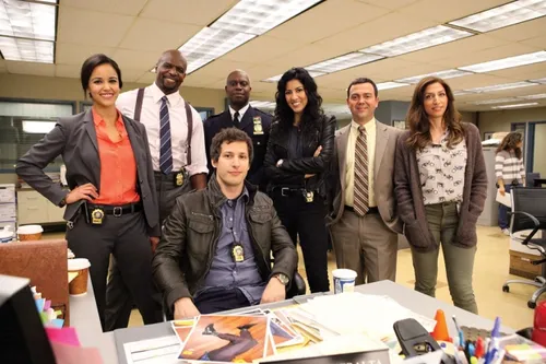 brooklyn nine nine cast shot 620x413