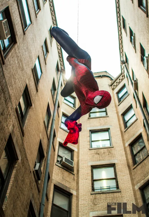 exclusive the amazing spider man 2 pictures 153555 a 1389697084 750 1093
