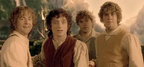 hobbits lord of the rings 3368715 580 271