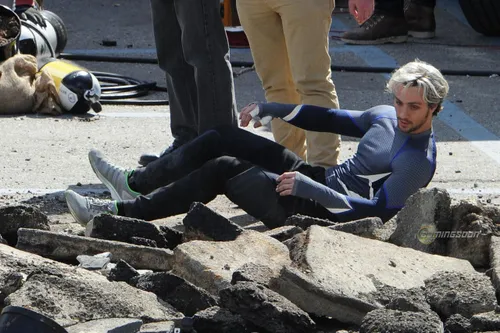 hr avengers age of ultron set photos 2
