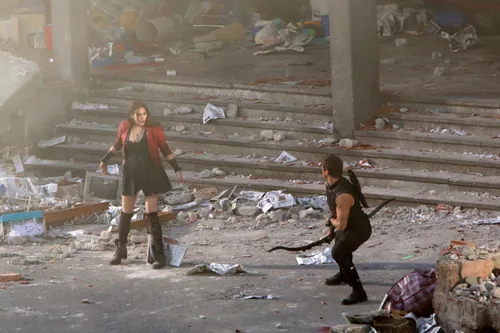 hr avengers age of ultron set photos 4