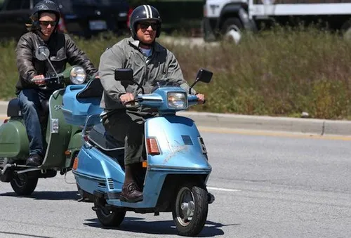 larry crowne251110161330larry crowne 4