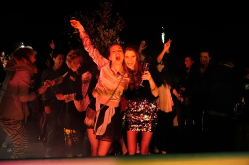 meisje met negen pruiken 58092597 st 2 s low