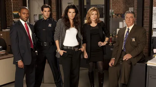 rizzoli and isles10