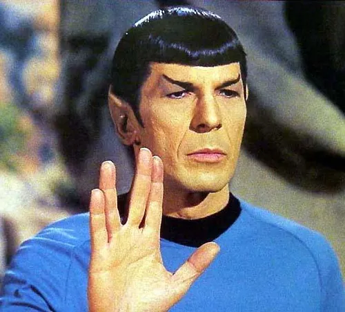 spock leornard nimoy star trek tos
