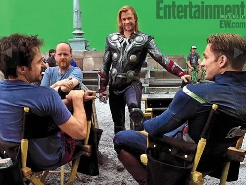 the avengers op de set