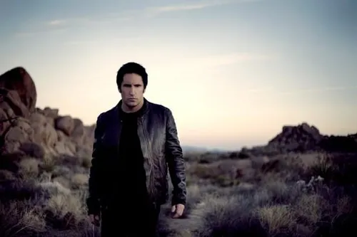 trent reznor destroy angels 590x393