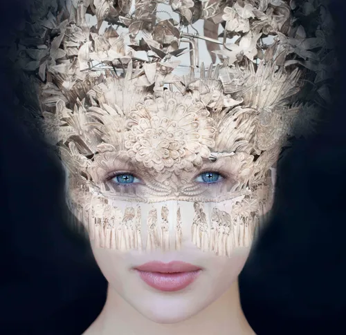 micky hoogendijk regal blond