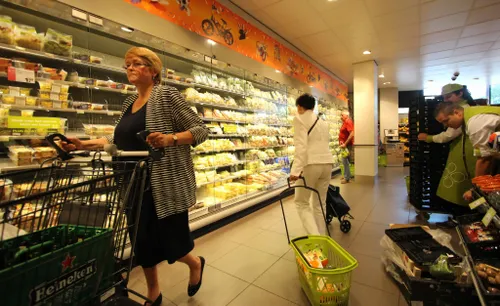 supermarkt boodschappen plus 2 hq flickr bertknot cc by sa 20