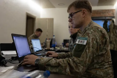 4286d44cacc9b5bb1180ecea6a36e19e