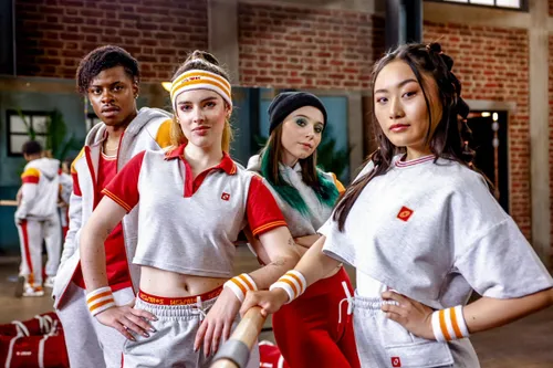 Héritier Tipo, Antje De Rop, Luka De Baets en Evelyne Chen in 'Milo', Bron: VTM