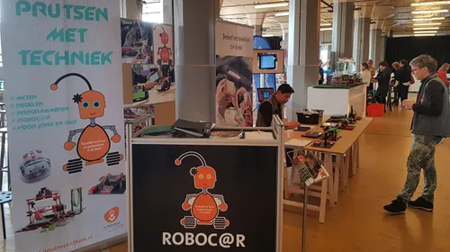 201 04 18 robocar bibliotheek 2