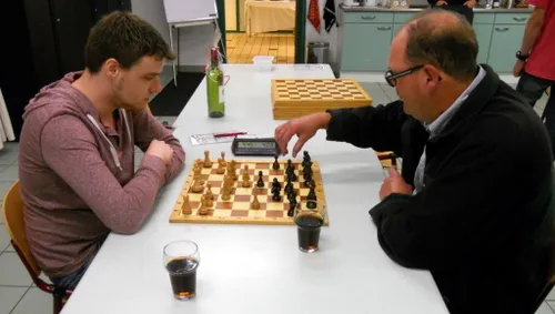 2015 09 06 schaken strijd om 2e plek 1024x581