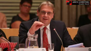 2015 09 23 van ruler 2 300x169