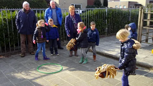2016 03 10 opa en oma ochtend ichthusschool2