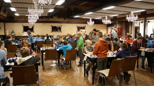 2016 04 03 hoevelakens schaakgenootschap jeugdsnelschaaktoernooi 1