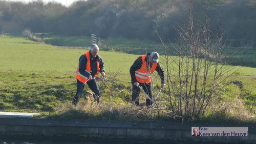 2017 03 26 hoop op geluk opruimdag 25 3 oostkadijk